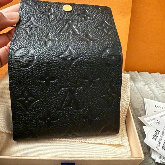 Authentic Louis Vuitton Envelope Card Holder Black Empreinte Leather - Picture 5 of 10